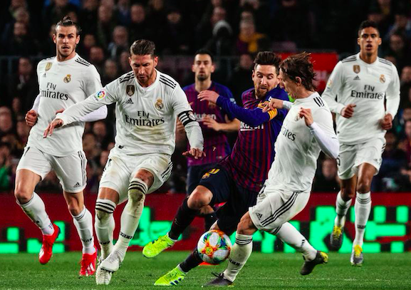 英雄联盟竞猜-成都蓉城发布备战花絮，今晨战术微调，国王杯任务艰巨，轮换策略成焦点的简单介绍